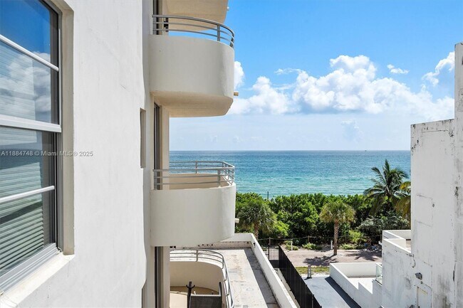 Building Photo - 5555 Collins Ave