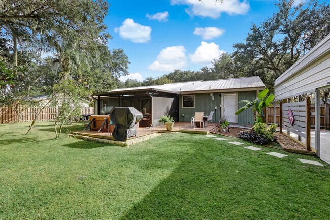Building Photo - 2113 Talbot Ct