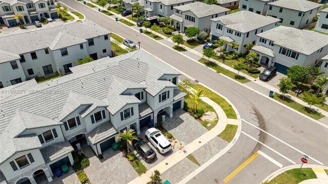 Building Photo - 28500 SW 133rd Path