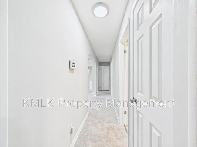 Building Photo - 2644 Kilgore St
