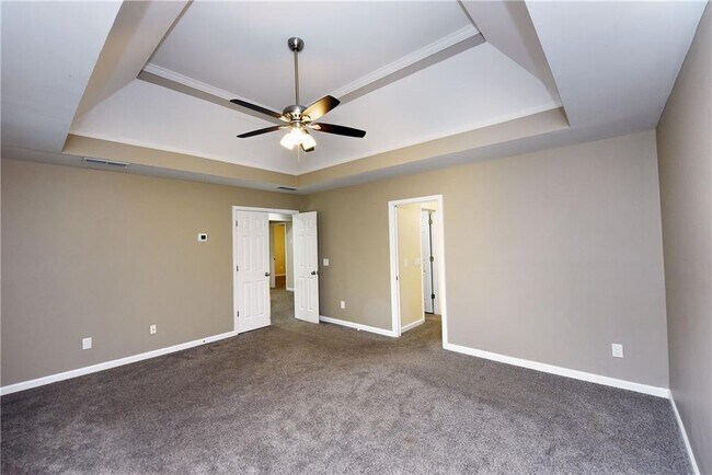 Building Photo - 2130 Hickory Cove