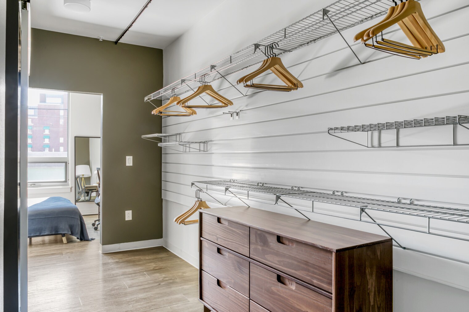 Building Photo - 5 Glassworks Ave