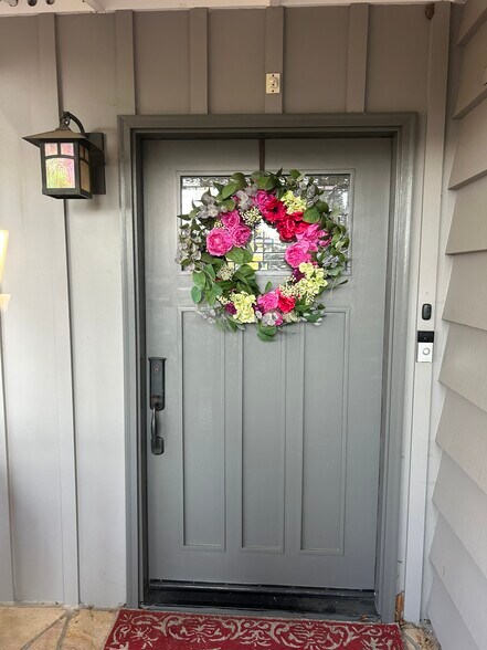Front door - 27078 Sunnyridge Rd