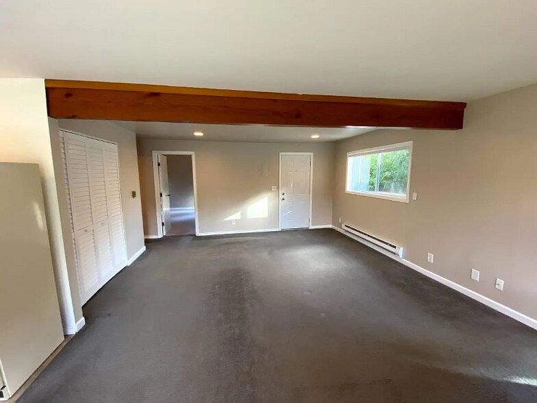 Building Photo - 18032 5th Ave NE