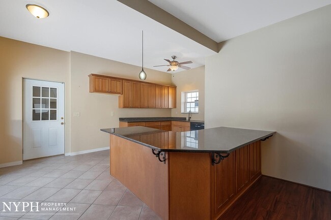 Building Photo - 5113 Cedarvale Rd