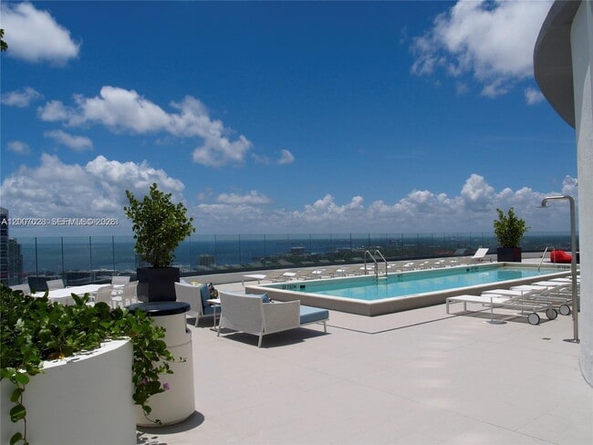 Building Photo - 55 SW 9th St