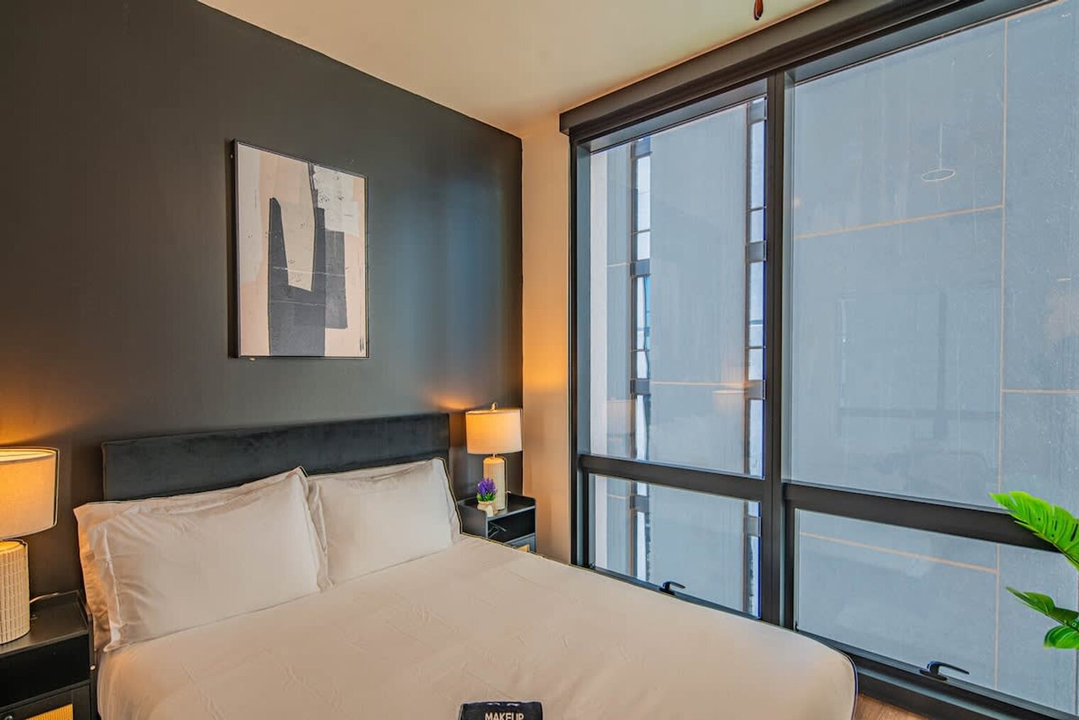 Building Photo - 700 N 4th St