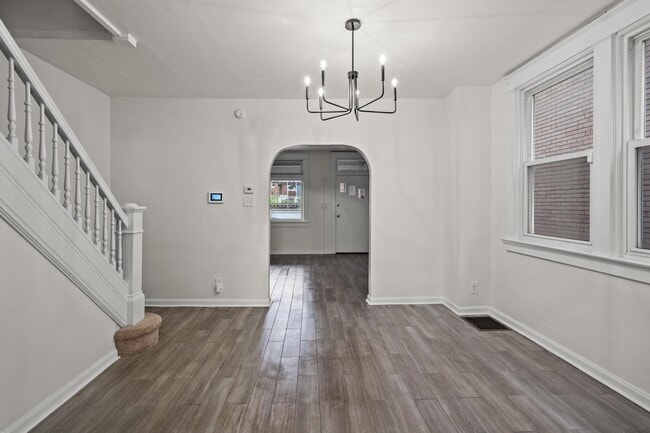 Building Photo - 210 Lafayette Ave