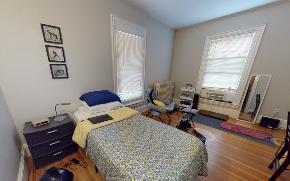 Primary Photo - 8A Forest St