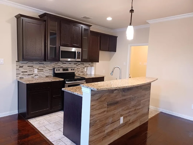 Building Photo - 326 Austin Ave