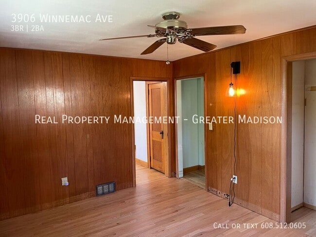 Building Photo - 3906 Winnemac Ave