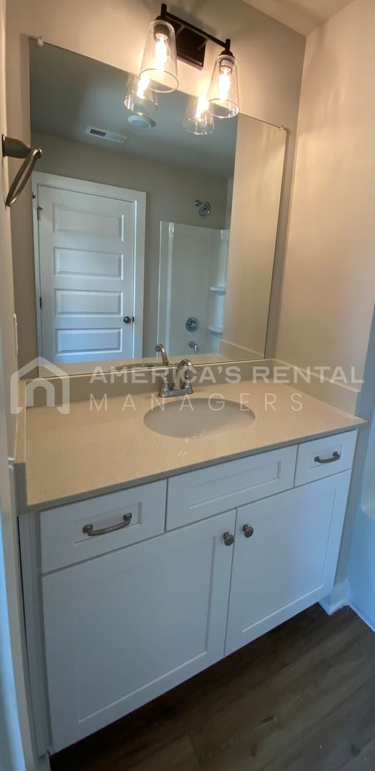 Building Photo - Home for Rent in Odenville, AL! View with ...