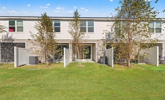 Building Photo - 8330 Asteroid St