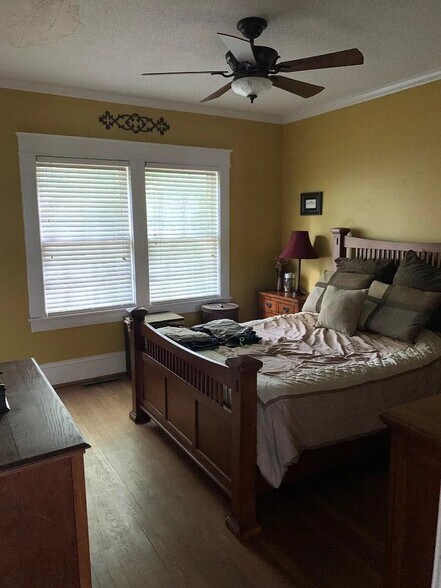 Building Photo - 1313 Fairmont St