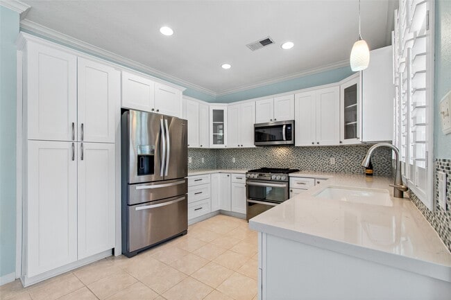 Building Photo - 77 Sugar Grove Ct