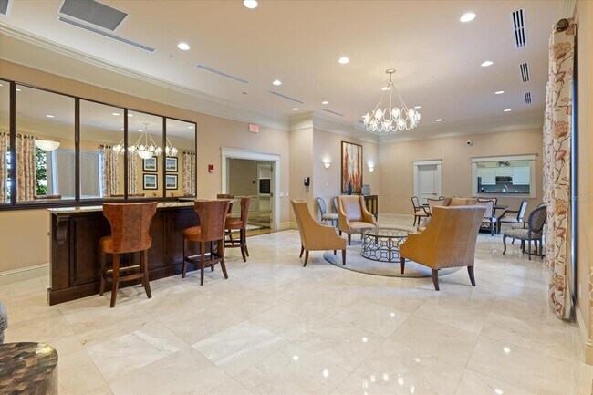 Building Photo - 800 N Tamiami Trl