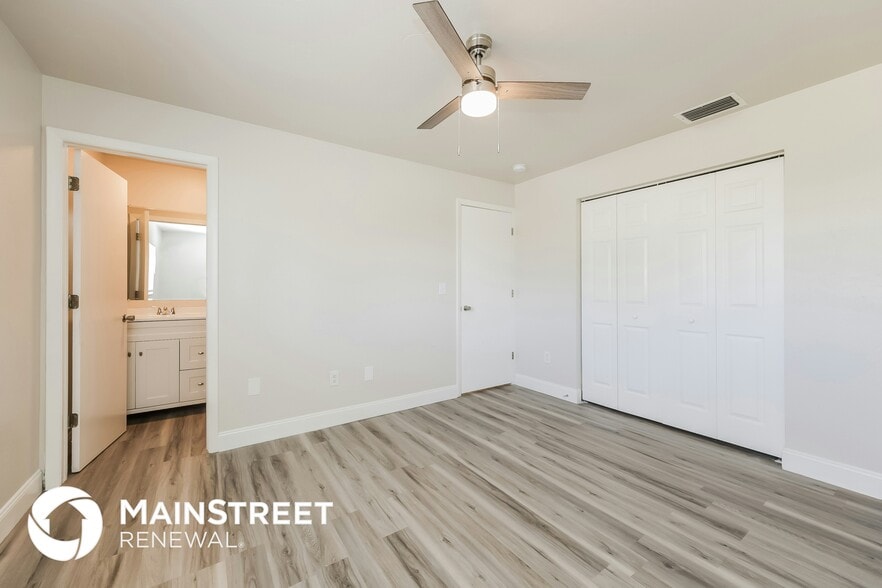 Building Photo - 14061 Caribbean Blvd