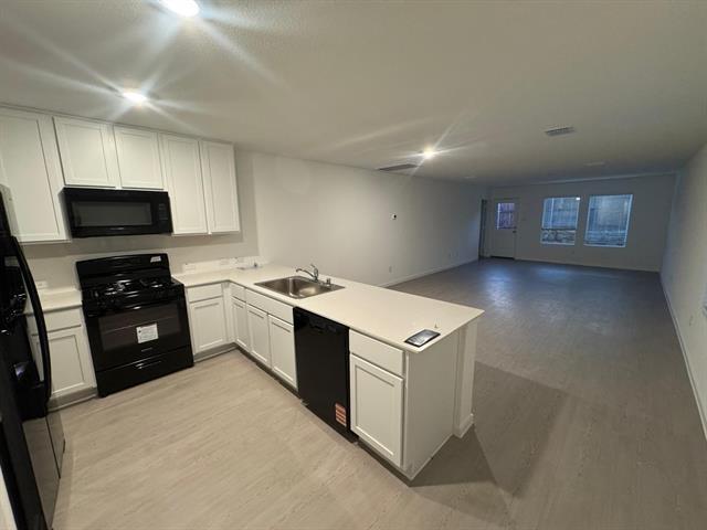 Building Photo - 3045 Tokara St