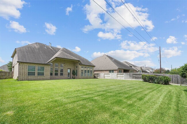 Building Photo - 6318 Sunstone Falls Ln