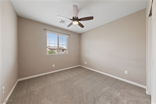 Building Photo - 10966 Sardinia Sands Dr