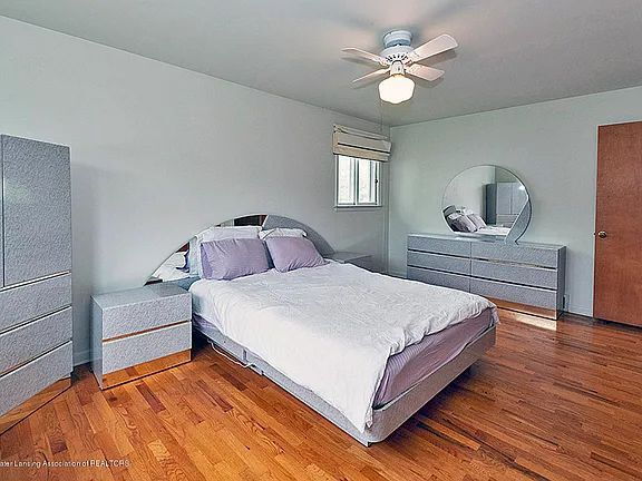 Building Photo - "Charming 3-Bed, 3-Bath Gem with Spacious 1774 Sq. Ft. in East Lansing"