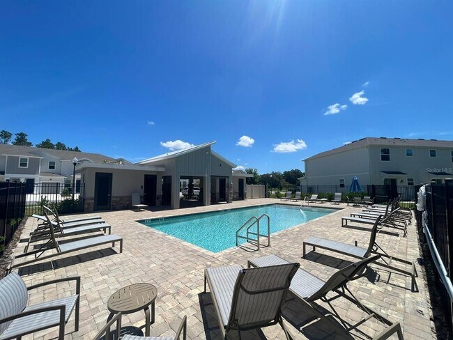 Building Photo - 2405 Brook Marsh Lp