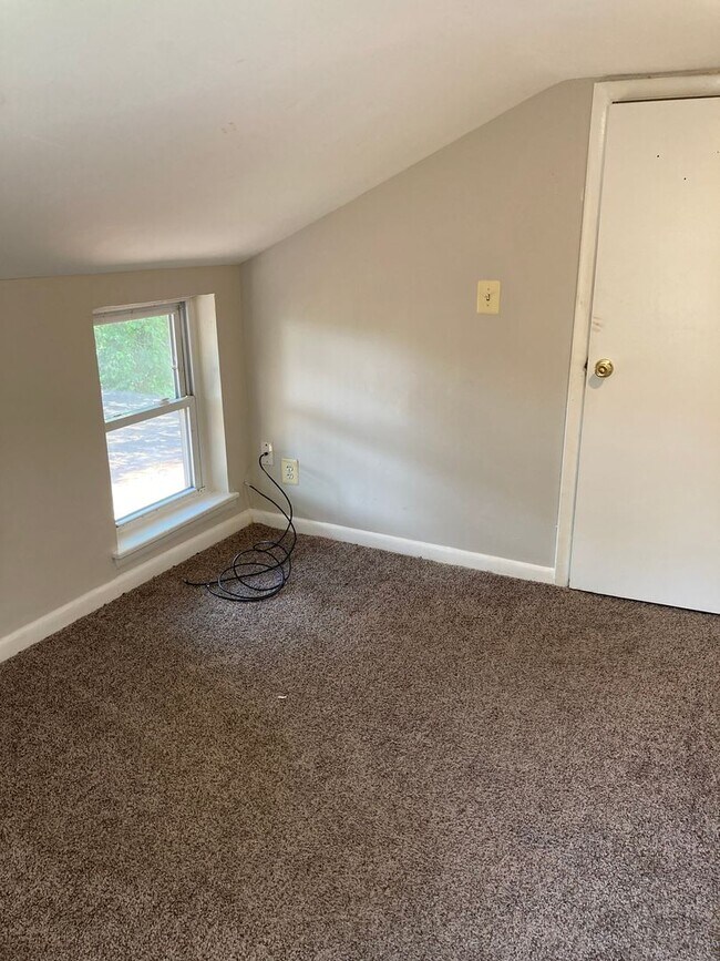 Building Photo - Charming 2-Bedroom Apartment in Edgewood, MD