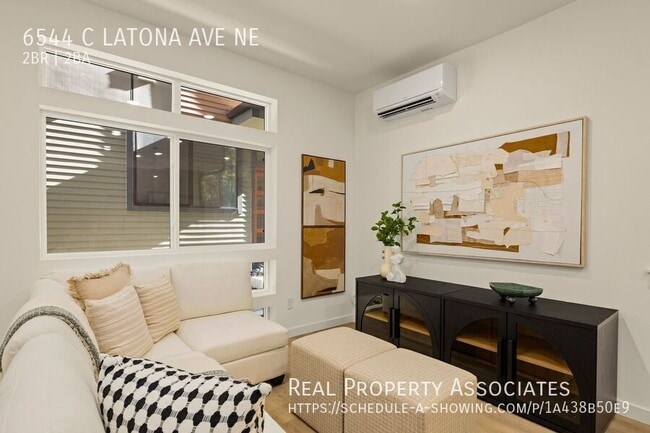 Building Photo - 6544 Latona Ave NE