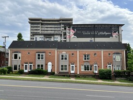 Building Photo - 1819 Wedgewood Ave