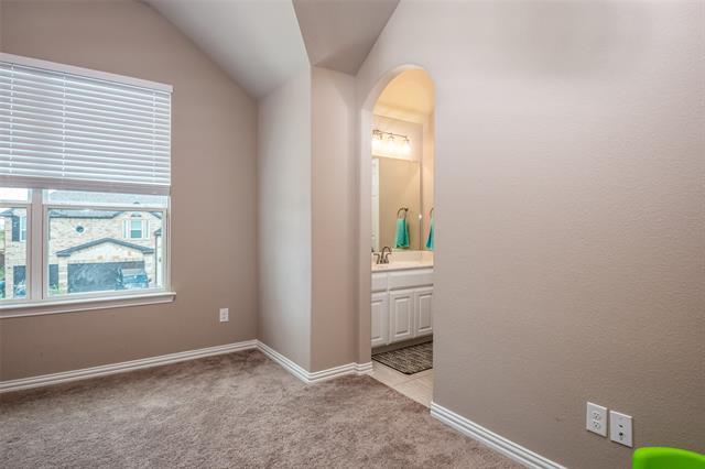 Building Photo - 6704 Rockshire Dr