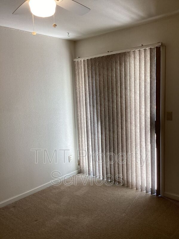 Building Photo - 10188 Gatemont Cir