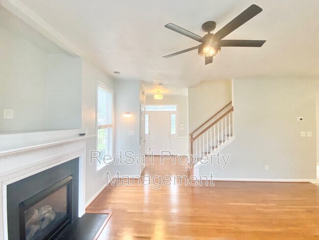 Building Photo - 13207 Harbor Dr