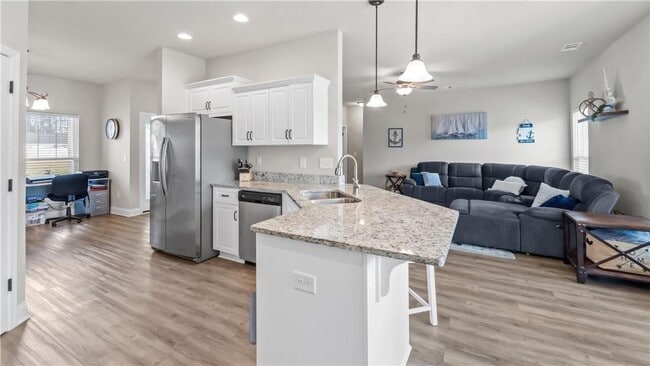 Building Photo - Relax & Unwind at this 4-Bedroom Home with Scenic Lagoon Views in Rincon