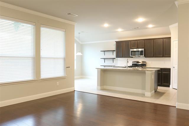 Building Photo - 1108 Kingston Ct