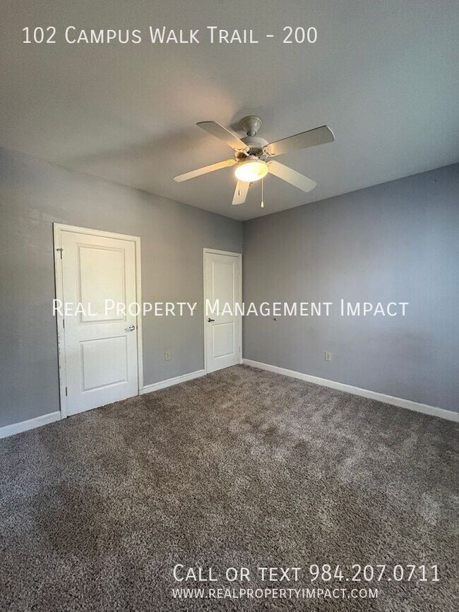 Building Photo - 102 Campus Walk Trl