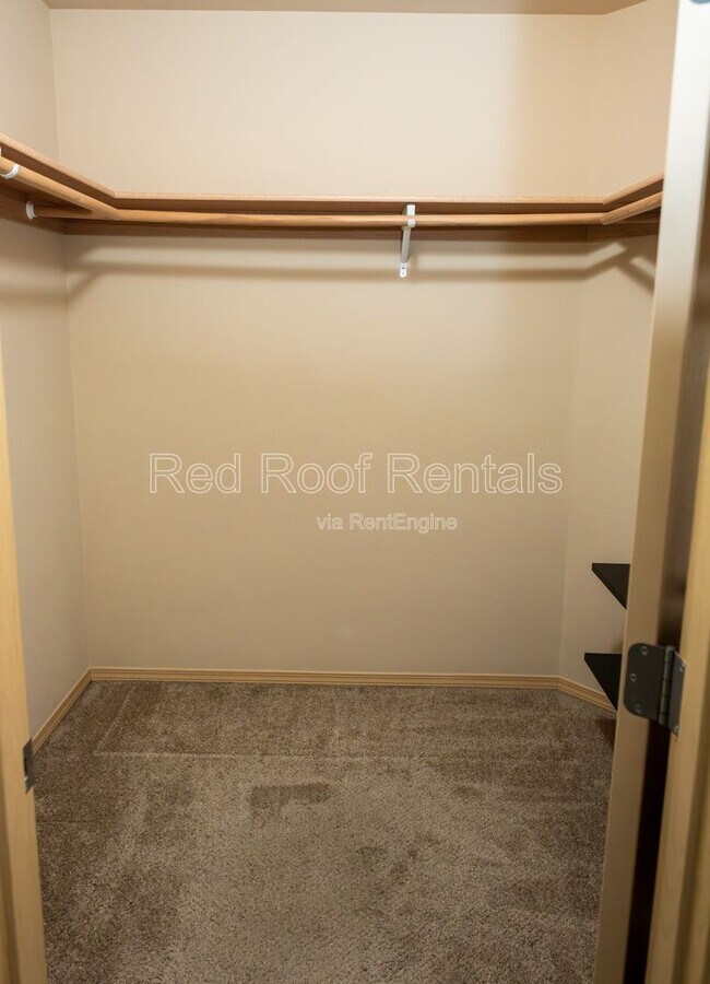 Building Photo - 20121 96th Ave E