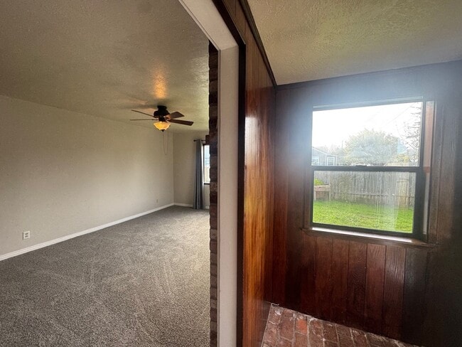 Building Photo - Spacious Myrtletown 4/2 home