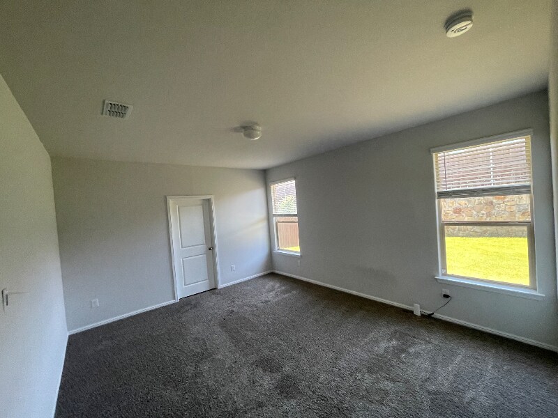 Building Photo - 9641 Cherryville Rd