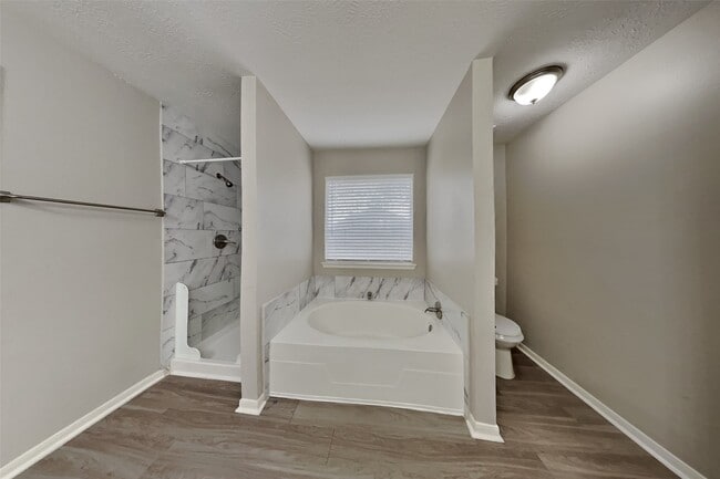 Building Photo - 16319 Cypress Trace Dr