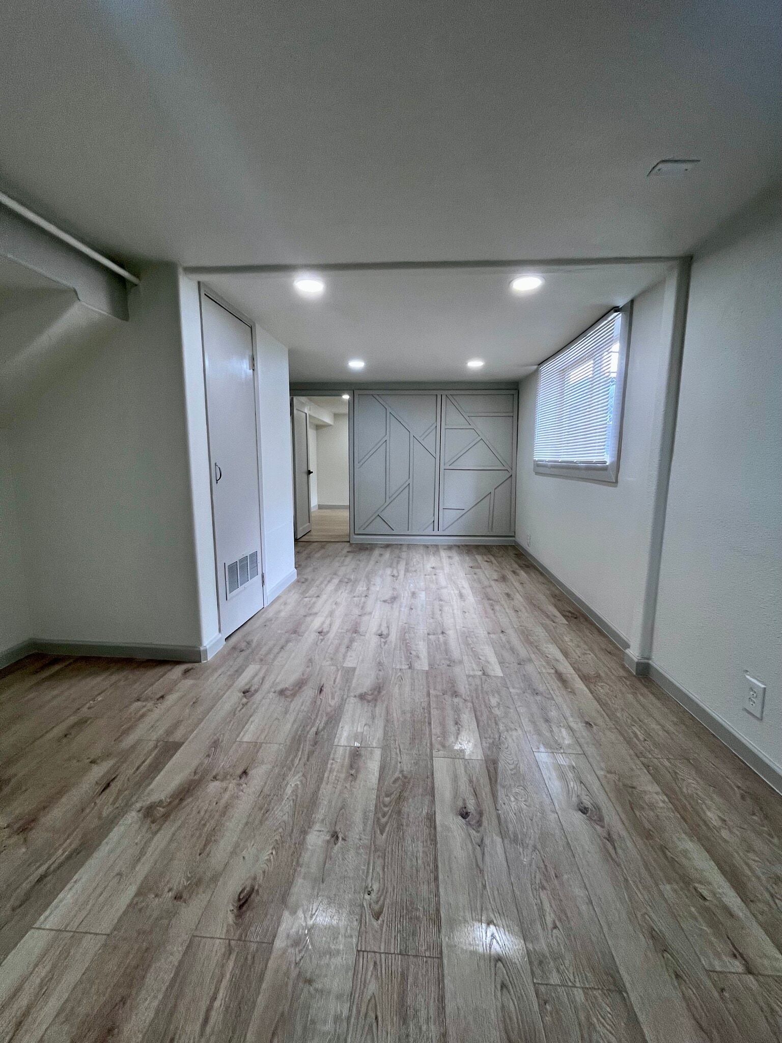 Bright living room - 3909 Hayes Ave