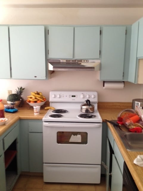 Kitchen - 1051 Tomahawk Trl