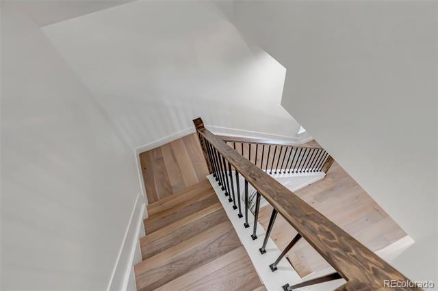 Building Photo - 2357 Grove St