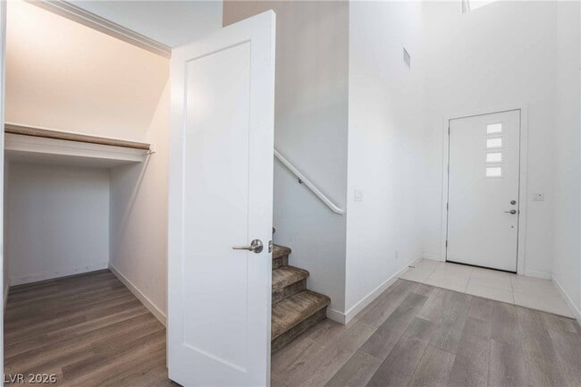 Building Photo - 9228 Desert Pearl Ave