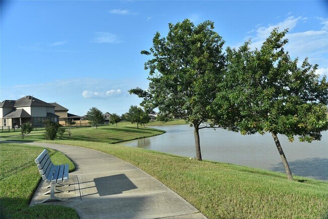 Building Photo - 5118 Kingship Ct