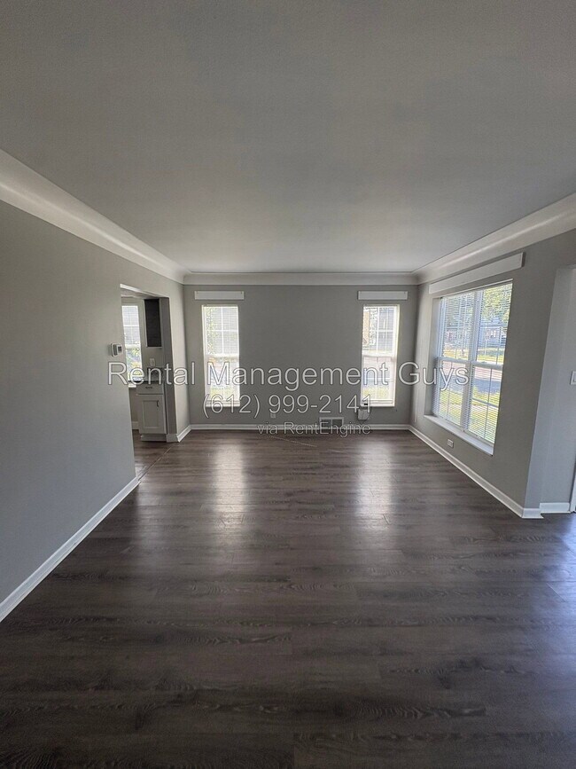 Building Photo - 3357 Minnehaha Ave