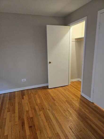 Building Photo - 7019 N Ridge Ave