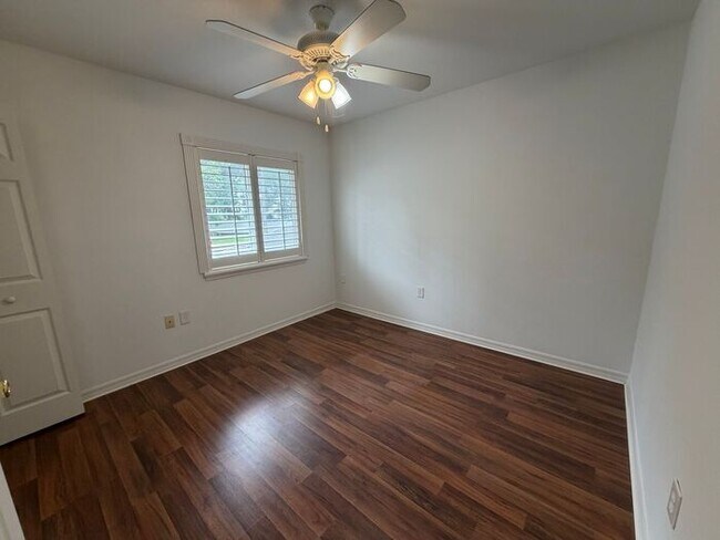 Building Photo - Spacious 3 Bedroom Townhome with Garage in Altamonte Springs
