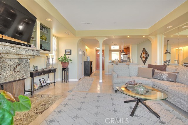 Building Photo - 1400 Pacific Coast Hwy