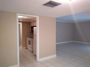 Building Photo - Green Tee - # 707