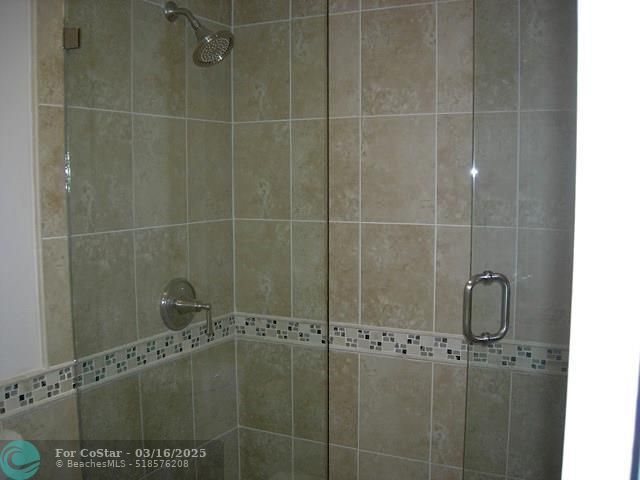 Building Photo - 305 N Pompano Beach Blvd